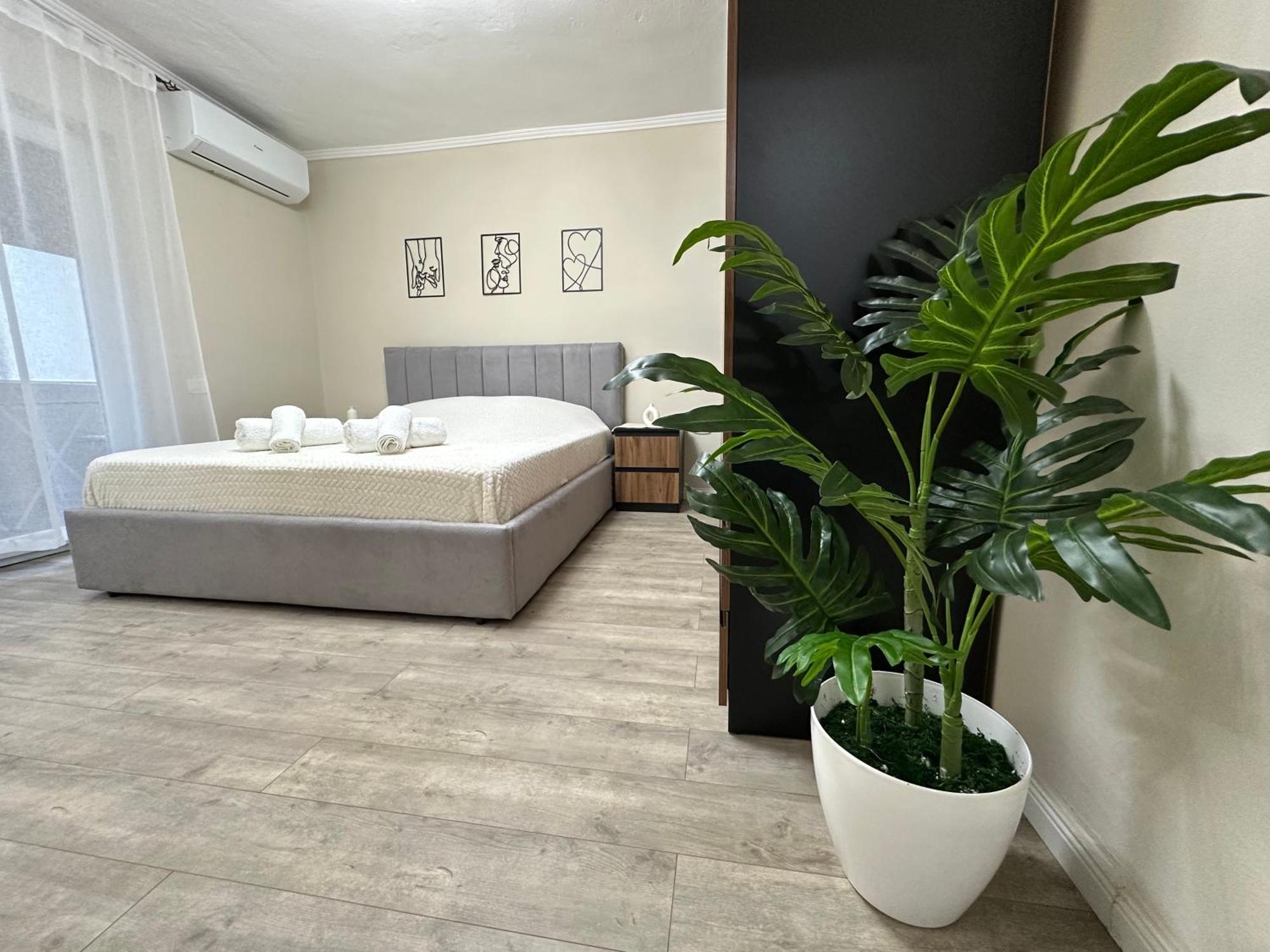 Skyline Nest Apartment